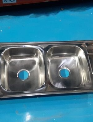 9fcb7791-e3f9-41fb-9c65-5b3e8371919c.jpg RINOKS RKS-977A Bak cuci piring stainless 2 lubang 2 sayap 150cm