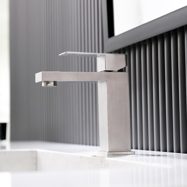 ITL-7206-A-Classica-Italiano-kran-dingin-stainles-brushed-18cm-gs2.png Keran wastafel ITL-7206 Brushed Classica Italiano stainles anti karat