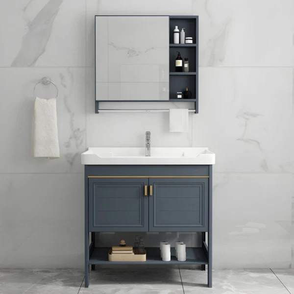 Lemari kabinet Komotini Aluminium